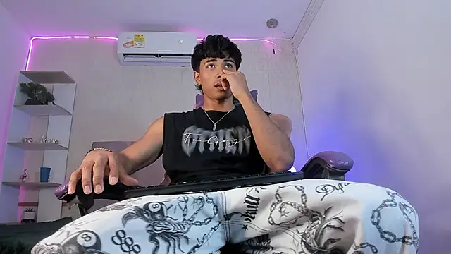 Jaycob Black1 online show from 09.20.25