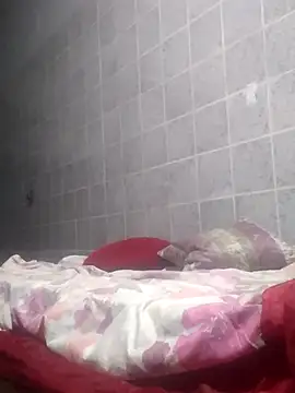 Snapshot of Cachorrinha2025 chatting on 10.24.25 Cachorrinha2025 online show from 10.24.25