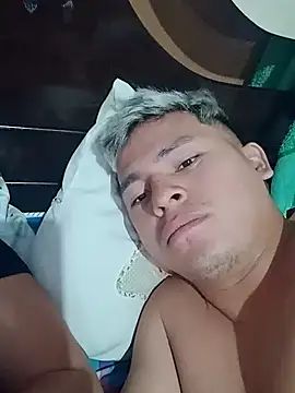 Snapshot of Cachorrinha2025 chatting on 11.24.25 Cachorrinha2025 online show from 11.24.25