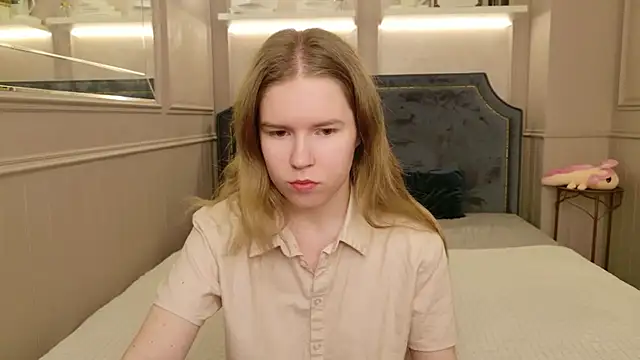 Snapshot of Alida_Brice chatting on 06.03.26 Alida Brice online show from 06.03.26