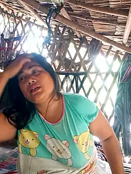 Snapshot of slutty_pinay12 chatting on 01.18.26 slutty pinay12 online show from 01.18.26