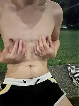 Snapshot of Win092719 chatting on 10.12.25 Win092719 online show from 10.12.25