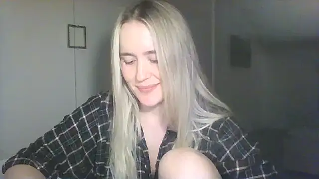 Snapshot of Frosian chatting on 10.09.25 Frosian online show from 10.09.25