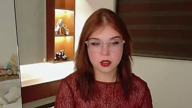 Lilith Bonheur online show from 06.28.26