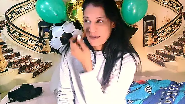 IndianSexcSmyle online show from 07.18.26