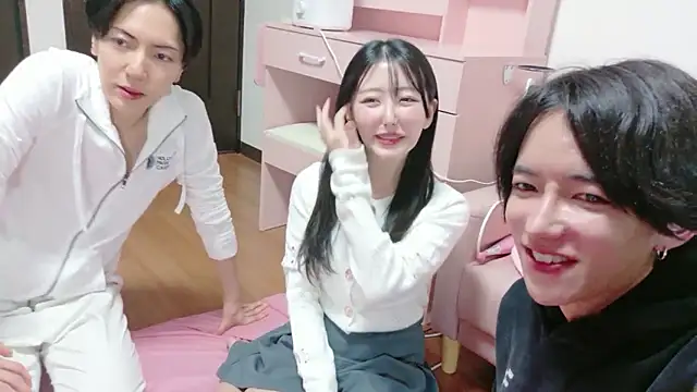 komei abe online show from 11.11.25