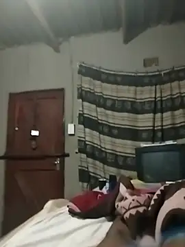 Snapshot of Dickninja084 chatting on 10.11.25 Dickninja084 online show from 10.11.25