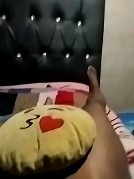 Snapshot of Dickninja084 chatting on 02.25.26 Dickninja084 online show from 02.25.26