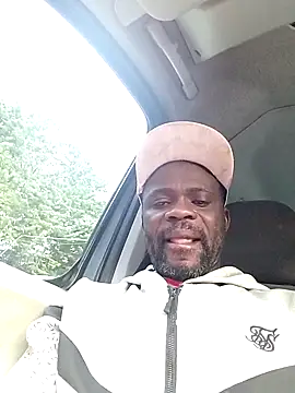 Snapshot of Kwasi-a chatting on 09.17.25 Kwasi-a online show from 09.17.25