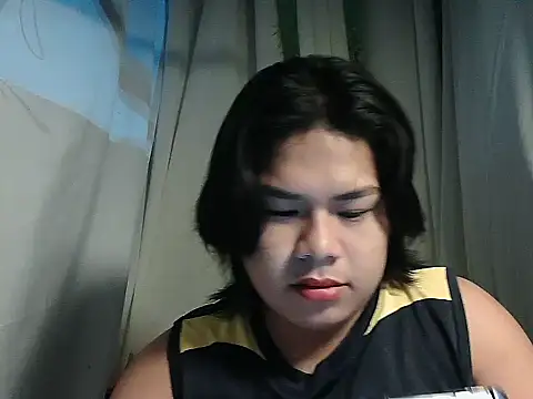 Huntrix2025 online show from 02.04.26