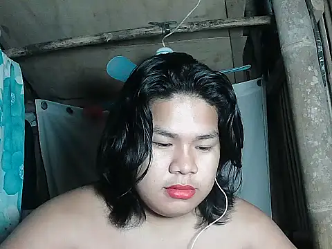 Huntrix2025 online show from 04.21.26