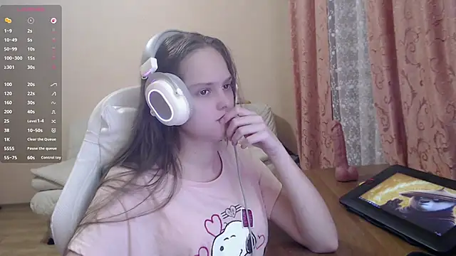 SharybbFace online show from 10.22.25