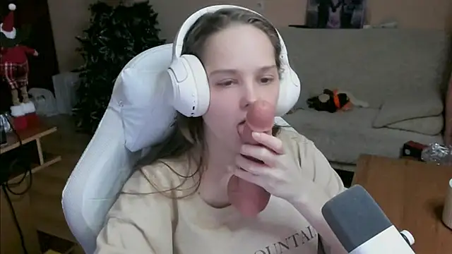 SharybbFace online show from 11.29.25