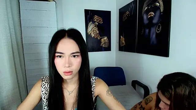 Snapshot of CandySweetCock chatting on 10.04.25 CandySweetCock online show from 10.04.25