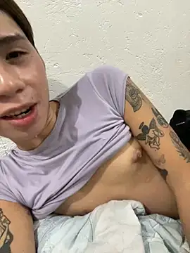 Snapshot of CandySweetCock chatting on 10.26.25 CandySweetCock online show from 10.26.25