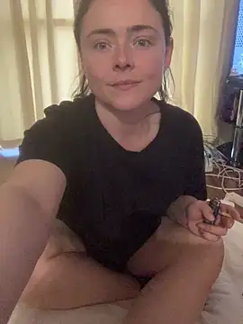 Snapshot of Mia_Winters chatting on 04.10.26 Mia Winters online show from 04.10.26