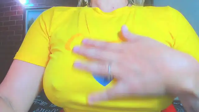 LatinaMature  online show from 06.08.26