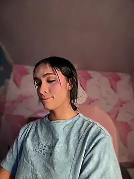 Isabella-Teen online show from 04.22.26