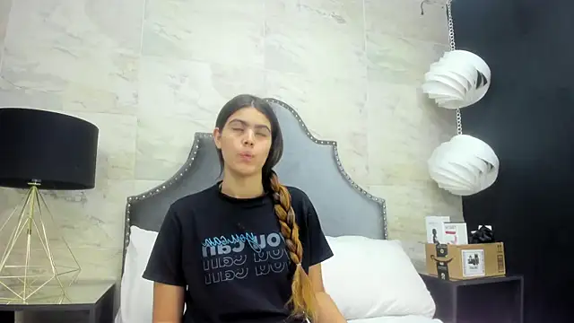 Snapshot of isabel_09 chatting on 07.10.26 isabel 09 online show from 07.10.26
