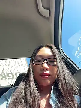 AdriaNochi online show from 07.18.26