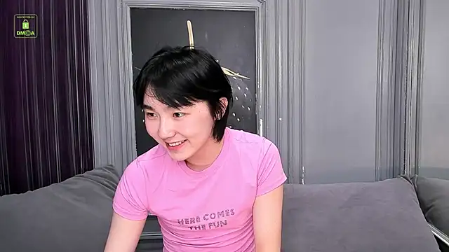 Snapshot of HeejinWang chatting on 05.06.26 HeejinWang online show from 05.06.26