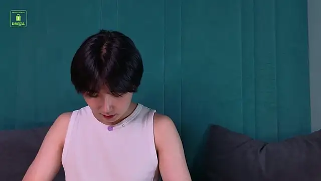 Snapshot of HeejinWang chatting on 06.07.26 HeejinWang online show from 06.07.26