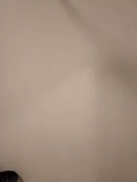 agnesvela online show from 10.20.25