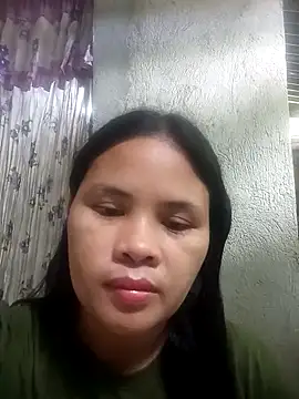 Snapshot of sweet_bella16 chatting on 09.29.25 sweet bella16 online show from 09.29.25