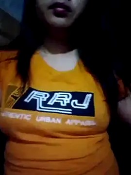 Snapshot of sweet_bella16 chatting on 10.11.25 sweet bella16 online show from 10.11.25