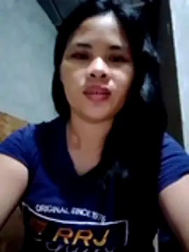 Snapshot of sweet_bella16 chatting on 10.19.25 sweet bella16 online show from 10.19.25