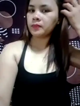 Snapshot of sweet_bella16 chatting on 11.29.25 sweet bella16 online show from 11.29.25