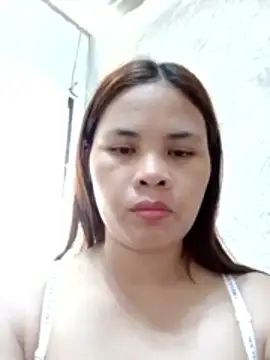 Snapshot of sweet_bella16 chatting on 12.03.25 sweet bella16 online show from 12.03.25