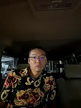 Snapshot of pai-chin-kun chatting on 09.18.25 pai-chin-kun online show from 09.18.25