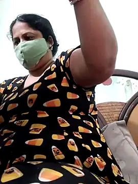 Mmm143 online show from 10.19.25