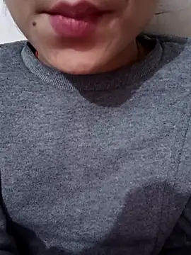 Snapshot of Miss_linaa chatting on 11.20.25 Miss linaa online show from 11.20.25