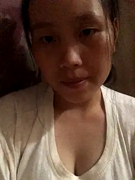 Snapshot of huong-18 chatting on 09.26.25 huong-18 online show from 09.26.25