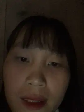 Snapshot of huong-18 chatting on 09.28.25 huong-18 online show from 09.28.25