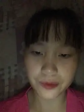 Snapshot of huong-18 chatting on 09.30.25 huong-18 online show from 09.30.25