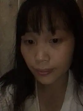 Snapshot of huong-18 chatting on 10.01.25 huong-18 online show from 10.01.25