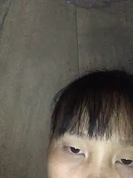 Snapshot of huong-18 chatting on 10.06.25 huong-18 online show from 10.06.25