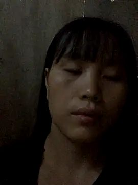 Snapshot of huong-18 chatting on 10.10.25 huong-18 online show from 10.10.25