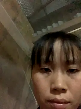 Snapshot of huong-18 chatting on 10.29.25 huong-18 online show from 10.29.25