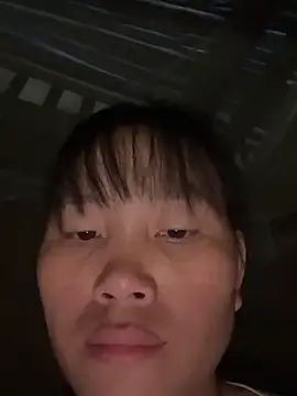 Snapshot of huong-18 chatting on 11.04.25 huong-18 online show from 11.04.25