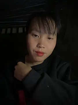 Snapshot of huong-18 chatting on 11.29.25 huong-18 online show from 11.29.25