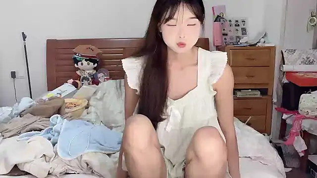 Akong11 online show from 10.12.25