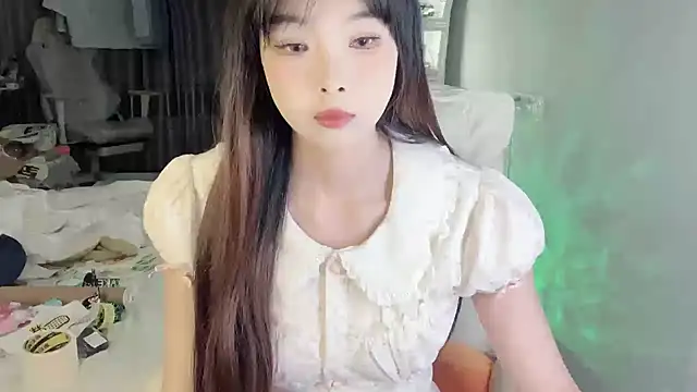 Snapshot of Akong11 chatting on 07.04.26 Akong11 online show from 07.04.26