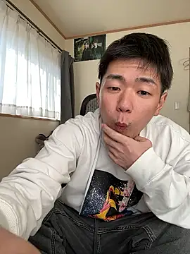 Snapshot of KAMESAN08 chatting on 12.19.25 KAMESAN08 online show from 12.19.25