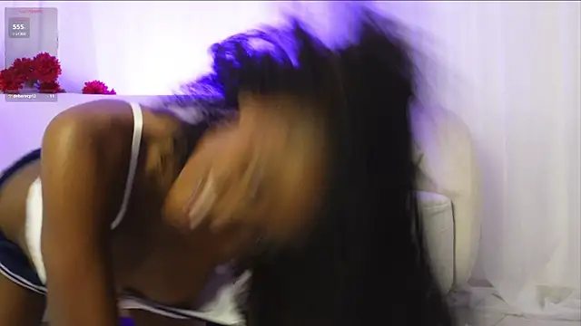 Snapshot of SUM___ chatting on 11.18.25 SUM online show from 11.18.25