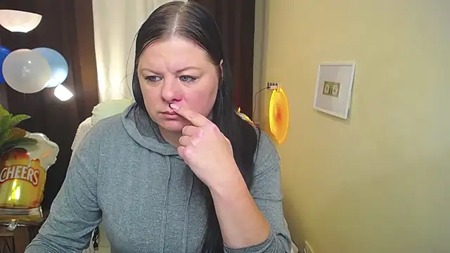 BritneyRaine online show from 09.28.25