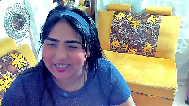 Girl luna  online show from 10.16.25